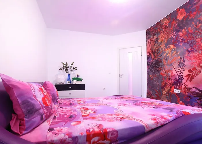 Private With Parking And Pool * Baltjik