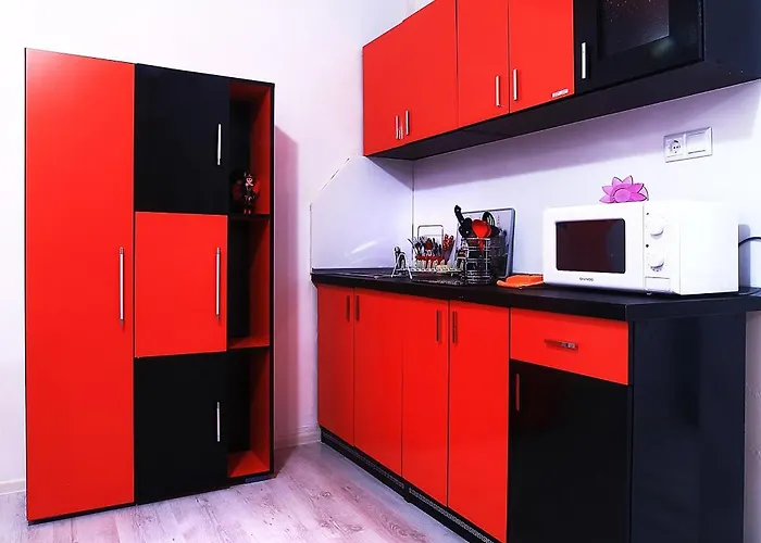 Private With Parking And Pool