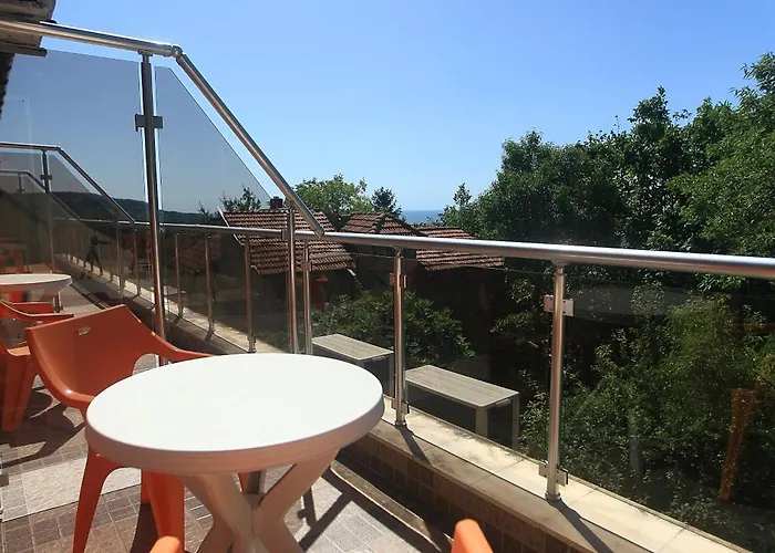 Private With Parking And Pool Lägenhet *