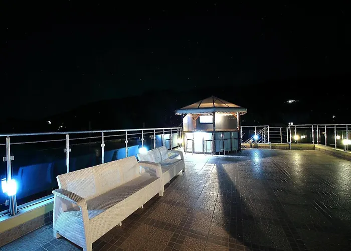 Private With Parking And Pool Lägenhet *