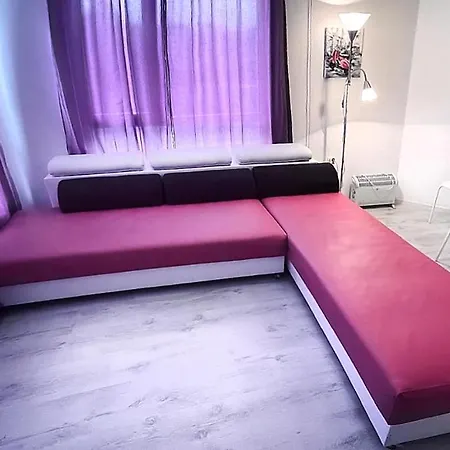 Private With Parking And Pool * Balčik