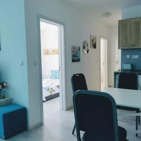 Apartment Private With Parking And Pool *