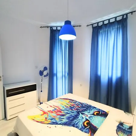Private With Parking And Pool *