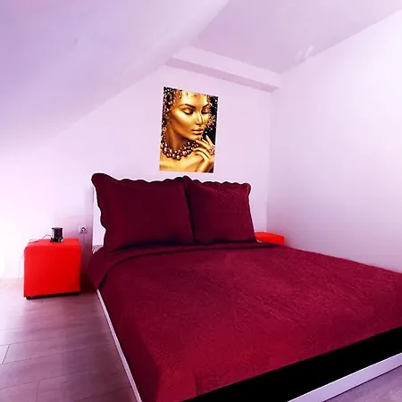 Private With Parking And Pool * Balchik