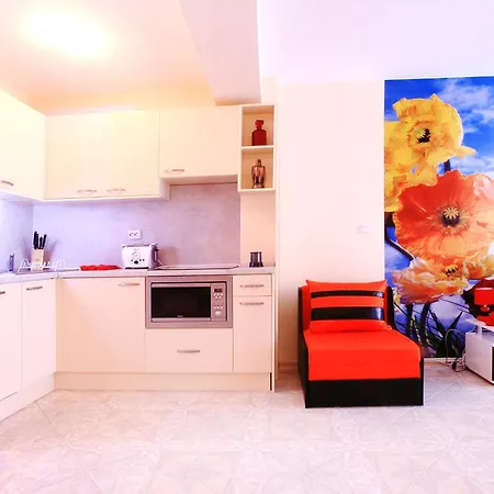 Apartment Private With Parking And Pool