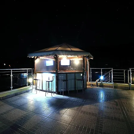 Private With Parking And Pool Balčik