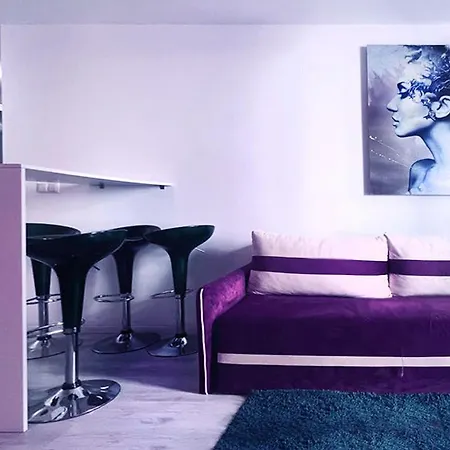 Private With Parking And Pool Apartament *