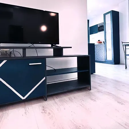 Apartmán Private With Parking And Pool Balčik