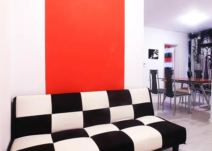 Private With Parking And Pool Appartement Balchik